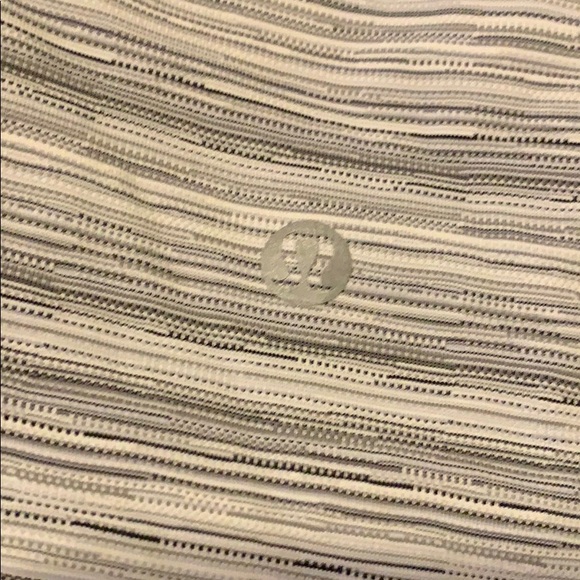 Lululemon yoga pant - Picture 3 of 4